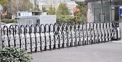 電動(dòng)不銹鋼伸縮門(mén)